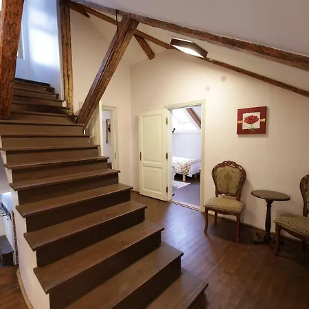 Airhome - Water Tower 度假居 *